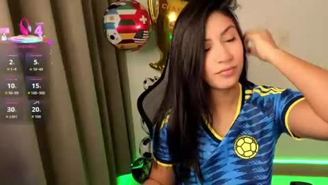 Chloe online show from 06.17.26