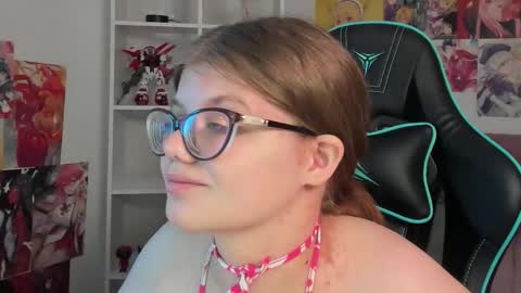 Snapshot of chloehalses chatting on 01.14.26 ChloeHalses online show from 01.14.26