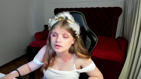 ChloeHalses online show from 06.07.26