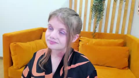 ChloeHalses online show from 06.19.26