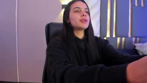  Chloe Harper  online show from 05.15.26