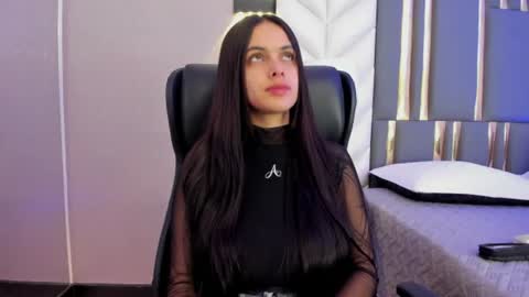  Chloe Harper  online show from 06.14.26