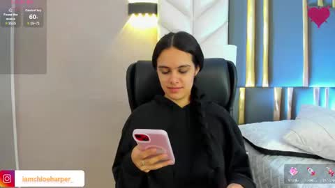  Chloe Harper  online show from 08.01.26