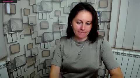 Snapshot of chloejill_ chatting on 09.22.25 Chloe online show from 09.22.25
