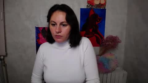 Snapshot of chloejill_ chatting on 10.11.25 Chloe online show from 10.11.25