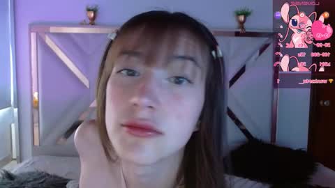 Snapshot of chloejohnsoon chatting on 12.16.25 Chloe online show from 12.16.25