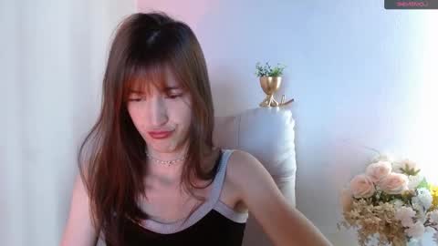 Snapshot of chloejohnsoon chatting on 12.22.25 Chloe online show from 12.22.25