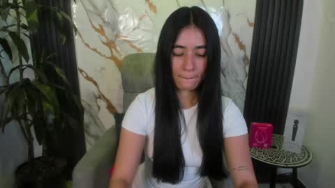 ChloeTurner  online show from 05.05.26