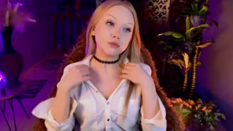 Snapshot of chloewight chatting on 02.20.26 ChloeWight online show from 02.20.26