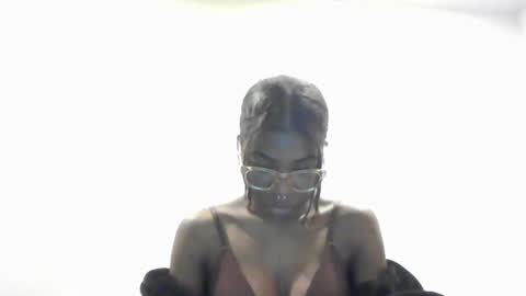 Aaliyah Marie online show from 02.02.26
