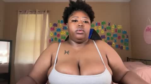 Snapshot of chocolatebunnyxx69 chatting on 06.16.26 Melina online show from 06.16.26