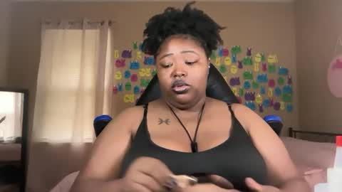 Snapshot of chocolatebunnyxx69 chatting on 06.22.26 Melina online show from 06.22.26