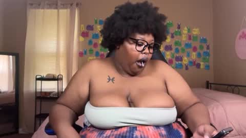 Snapshot of chocolatebunnyxx69 chatting on 07.10.26 Melina online show from 07.10.26