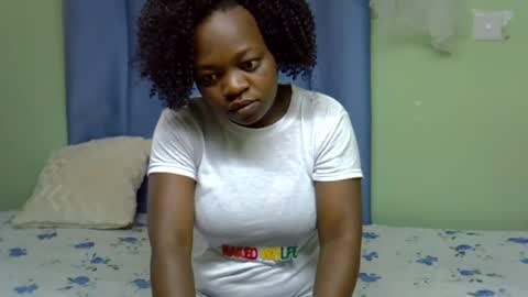 Snapshot of chocolateebonyxo chatting on 07.15.26 Chocolate Ebony online show from 07.15.26