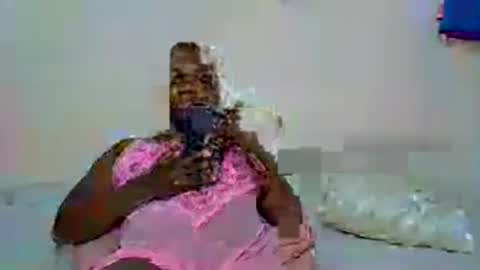 Snapshot of chocolateebonyxo chatting on 08.07.26 Chocolate Ebony online show from 08.07.26