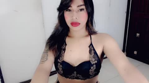 Snapshot of chocolatetriplex chatting on 05.25.26 chocolatetriplex online show from 05.25.26