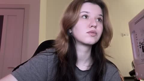 Snapshot of choimia chatting on 12.22.25 Lissa online show from 12.22.25