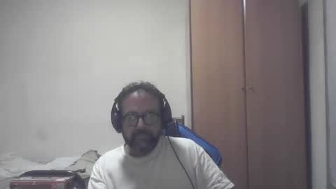 Snapshot of chokmak chatting on 10.10.25 chokmak online show from 10.10.25