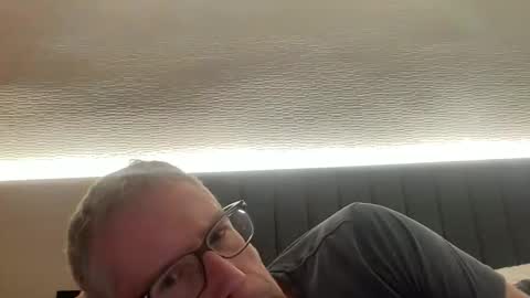 choupipat1 online show from 10.21.25