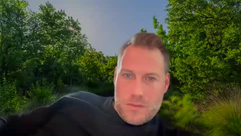 Snapshot of chris2021x chatting on 01.25.25 Chris online show from 01.25.25