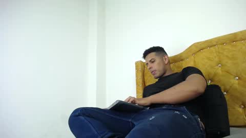 chris_dick2 online show from 05.02.26