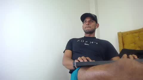 Snapshot of chris_dick2 chatting on 06.12.26 chris_dick2 online show from 06.12.26