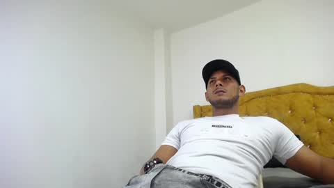 chris_dick2 online show from 07.04.26