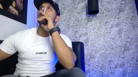 chris_dick2 online show from 07.21.26