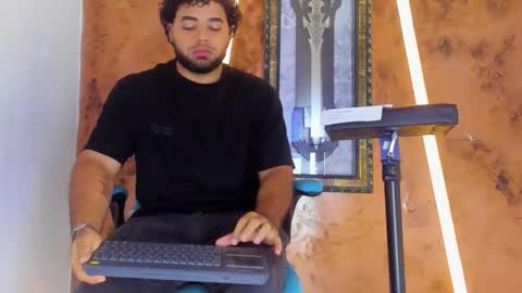 chris_evans00 online show from 02.02.26