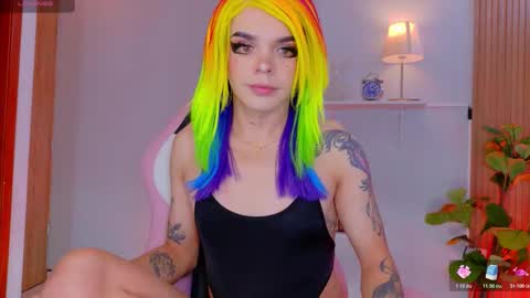 juli   Instagram july rv17 - Twitter juli rv17     online show from 02.05.26