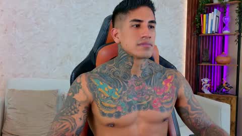 Snapshot of chris_reilly chatting on 02.26.26 chris reilly online show from 02.26.26