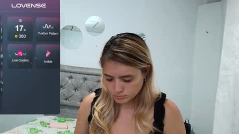 Snapshot of chris_sharon2023 chatting on 01.25.25 Yarixa online show from 01.25.25