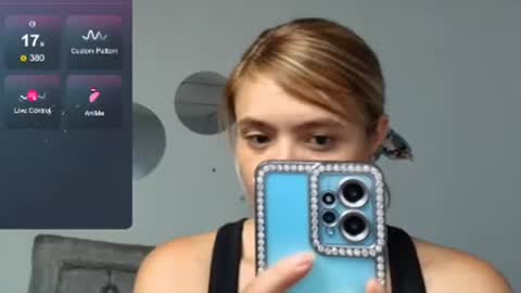 Snapshot of chris_sharon2023 chatting on 02.16.25 Yarixa online show from 02.16.25