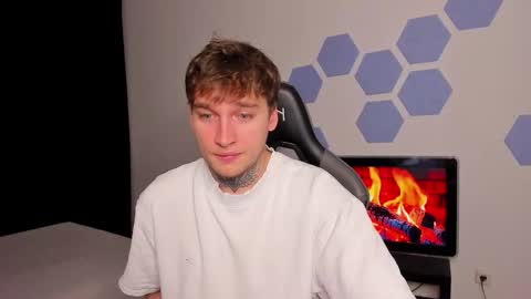 Chris Tyson online show from 10.13.25