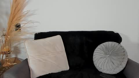 Chrishell online show from 11.28.25