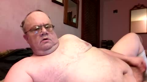 Snapshot of chrismini312 chatting on 04.21.26 Chris The Jerk Off King online show from 04.21.26