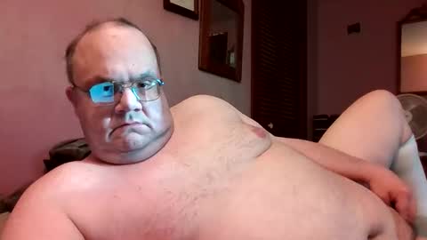 Snapshot of chrismini312 chatting on 04.25.26 Chris The Jerk Off King online show from 04.25.26
