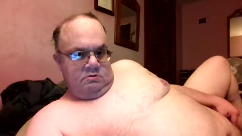 Snapshot of chrismini312 chatting on 05.12.26 Chris The Jerk Off King online show from 05.12.26