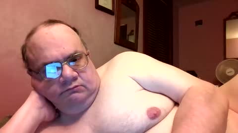 Snapshot of chrismini312 chatting on 05.18.26 Chris The Jerk Off King online show from 05.18.26