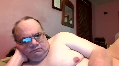 Snapshot of chrismini312 chatting on 05.19.26 Chris The Jerk Off King online show from 05.19.26