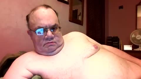 Snapshot of chrismini312 chatting on 05.25.26 Chris The Jerk Off King online show from 05.25.26
