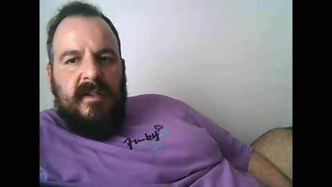 Snapshot of chrisole chatting on 03.11.25 chris ole online show from 03.11.25