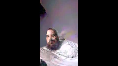 Snapshot of chrisole chatting on 01.11.26 chris ole online show from 01.11.26