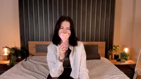 christaschrecongost online show from 03.10.26