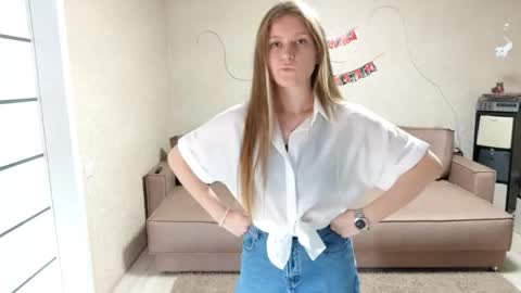 Iwi online show from 10.18.25