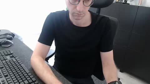 Chris online show from 09.10.25