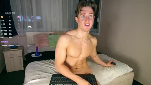 UPVOTE ME ------  ILL DO SOMETHING FOR FREE online show from 11.27.25