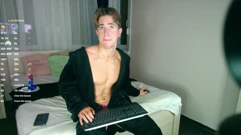 UPVOTE ME ------  ILL DO SOMETHING FOR FREE online show from 11.28.25
