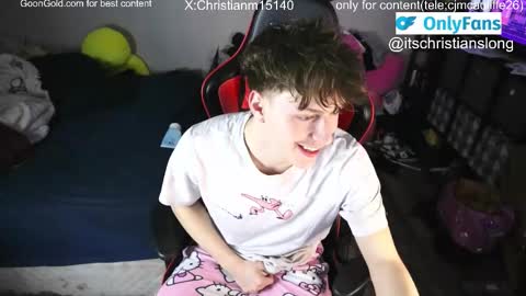 Snapshot of christianslong chatting on 01.10.26 christianslong online show from 01.10.26