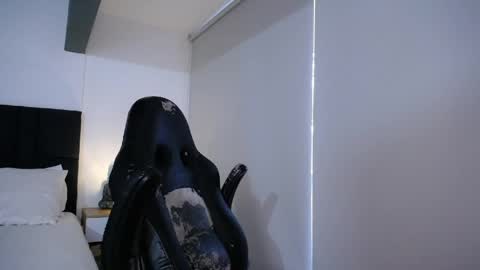 Snapshot of christianvalenzia chatting on 05.14.26 Christian online show from 05.14.26